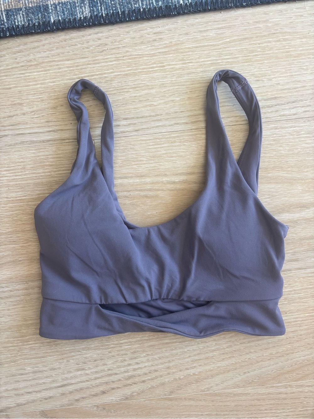 Lululemon Nulu Twist-Front Scoop-Neck Bra - Picture 3 of 5